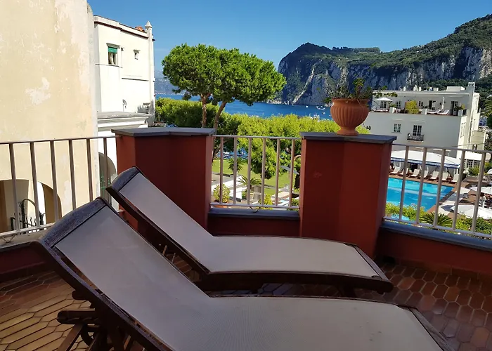 Palatium Mari Hotel 3*