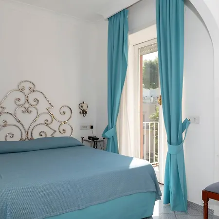 Hotel Palatium Mari Capri