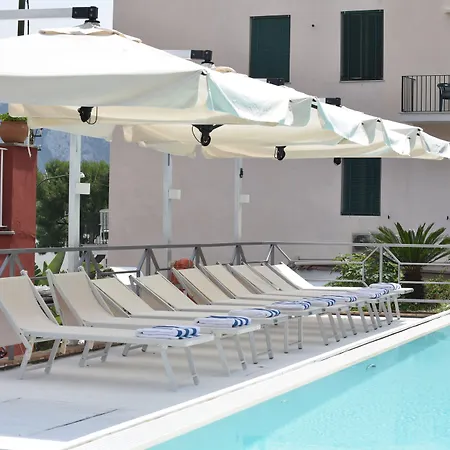 Palatium Mari 호텔 카프리