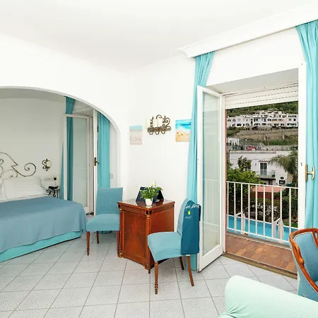 Palatium Mari Hotel