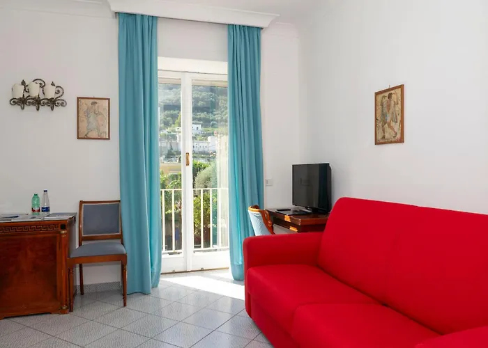 Palatium Mari 酒店 3*