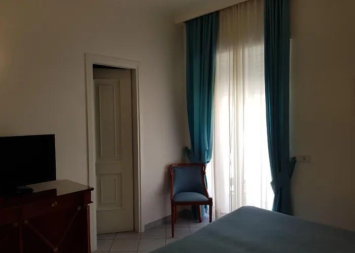 Palatium Mari 3* 卡普里