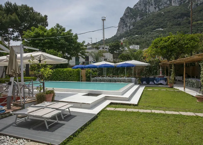 酒店 Palatium Mari 3*