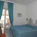 Palatium Mari מלון קאפרי