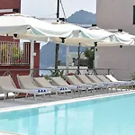 Palatium Mari 3*