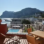 Palatium Mari Capri