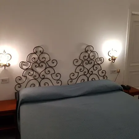 Отель Palatium Mari Капри