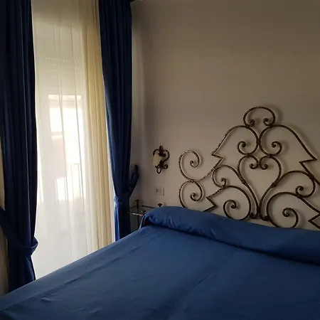 Отель Palatium Mari