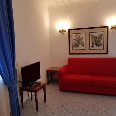 Palatium Mari 3* Капри