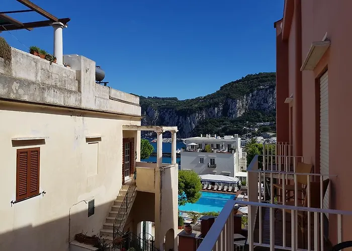 Hotel Palatium Mari 3*